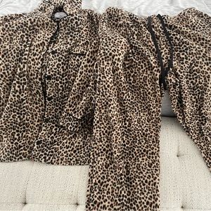 - Fleece leopard pajama set, petite medium